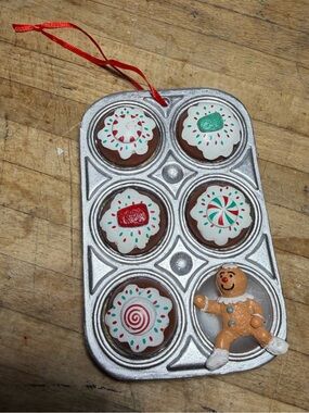 Gingerbread Christmas Mini Muffin Baker's Pan Ornament